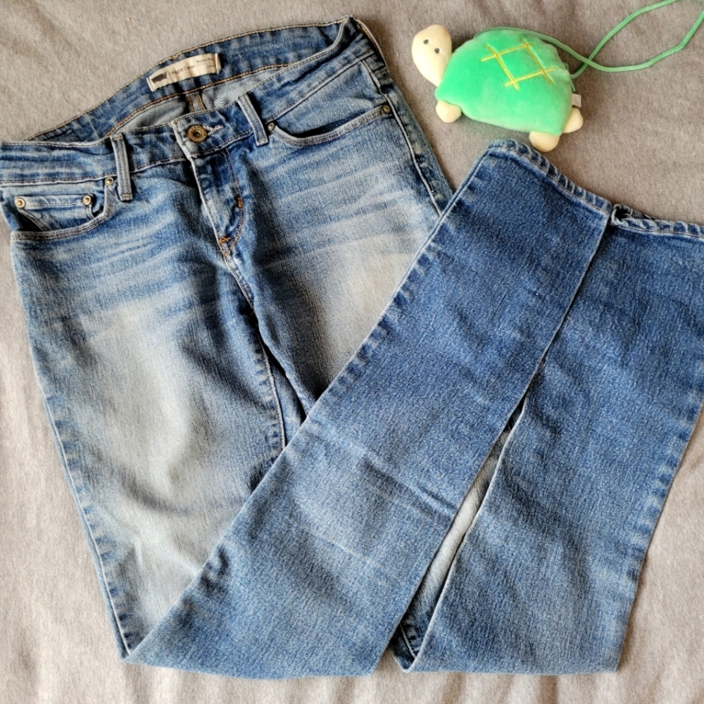 Slight Curve Modern Rise Levi Skinny Jeans